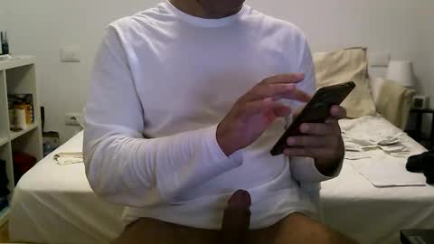 Snapshot of xicosensual chatting on 10-28-25, 11:07 xicosensual online show from 10-28-25, 11:07