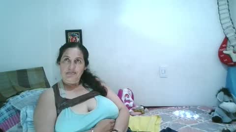 Snapshot of xime5144838 chatting on 02-12-26, 10:05 Ximena online show from 02-12-26, 10:05