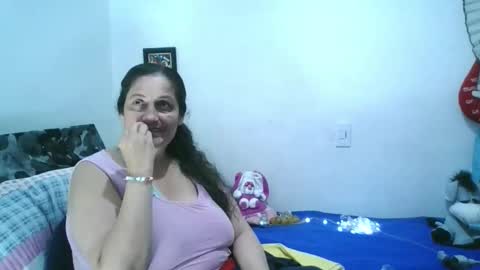 Snapshot of xime5144838 chatting on 03-06-26, 02:19 Ximena online show from 03-06-26, 02:19