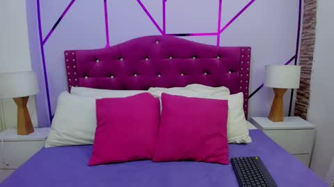 Xime  online show from 03-09-25, 03:11