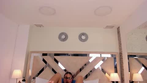 Snapshot of ximena_vasquez8 chatting on 03-11-26, 04:18 Xime online show from 03-11-26, 04:18