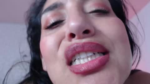 Snapshot of ximenaa_suarez chatting on 02-07-25, 08:01 ximena suarez online show from 02-07-25, 08:01