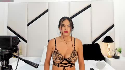 ximenacosta online show from 05-04-26, 12:12