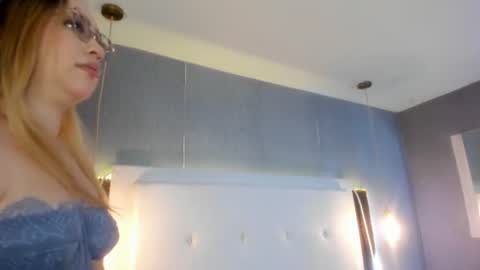   ximena  online show from 06-16-26, 12:52