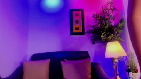 ximenasalazar online show from 02-04-25, 05:01