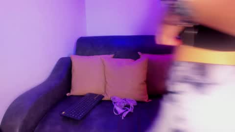 ximenasalazar online show from 02-06-25, 11:10