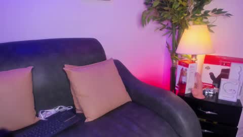 ximenasalazar online show from 03-07-25, 05:17