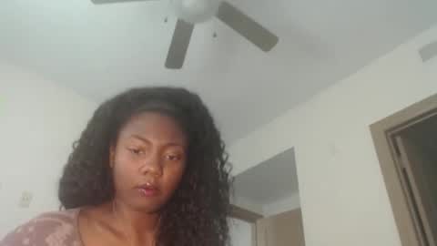 Snapshot of ximora212 chatting on 03-18-26, 01:25 Ximora online show from 03-18-26, 01:25
