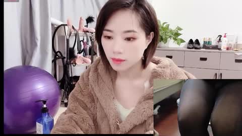 xinbao799322 online show from 12-15-25, 09:02