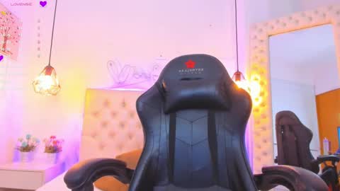 xiomara_cortes online show from 01-10-25, 10:25