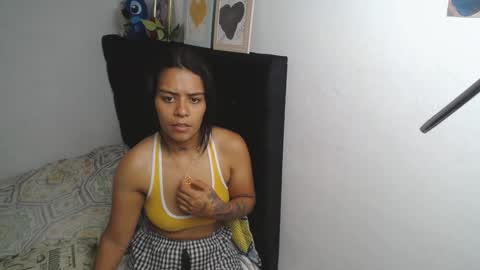 xiomi705825 online show from 10-11-25, 06:34