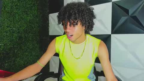 Snapshot of xion_ez chatting on 10-05-25, 08:07 xion_ez online show from 10-05-25, 08:07