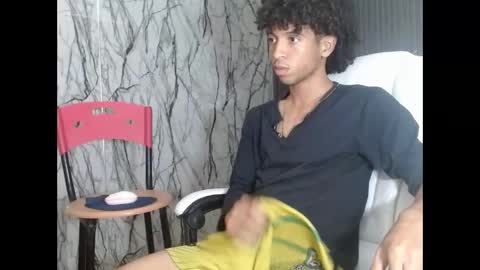 Snapshot of xion_ez chatting on 10-16-25, 10:33 xion_ez online show from 10-16-25, 10:33