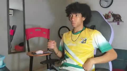 Snapshot of xion_ez chatting on 10-24-25, 06:59 xion_ez online show from 10-24-25, 06:59