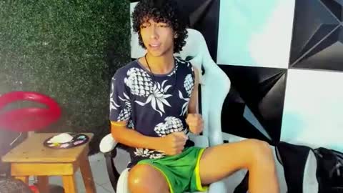 Snapshot of xion_ez chatting on 10-30-25, 08:31 xion_ez online show from 10-30-25, 08:31