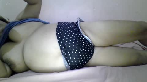 xjuicytits online show from 06-27-26, 12:59