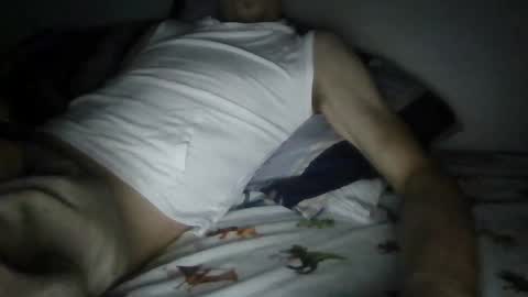 Snapshot of xjuskikinitx chatting on 10-22-25, 04:46 Justin online show from 10-22-25, 04:46