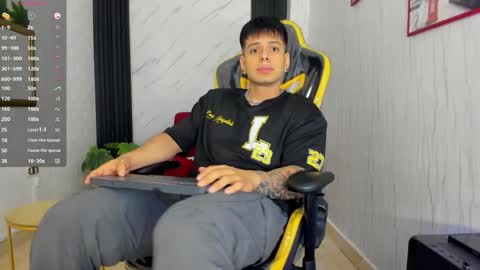      online show from 09-23-25, 12:19