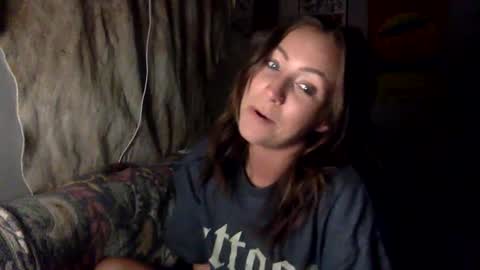 xLacyy online show from 09-30-25, 01:54