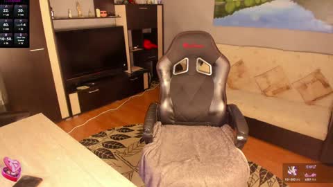 Lara online show from 01-09-25, 12:25