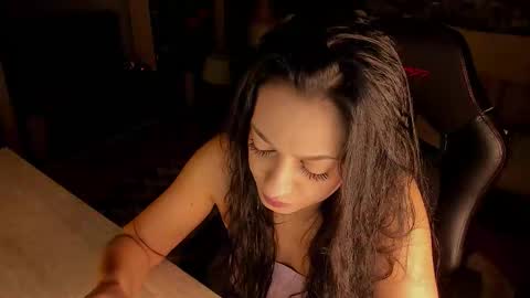 Lara online show from 03-07-26, 10:07