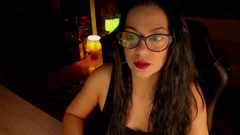 Snapshot of xlaracroftx chatting on 05-01-26, 09:30 Lara online show from 05-01-26, 09:30