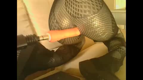 Wendy online show from 04-07-26, 04:29