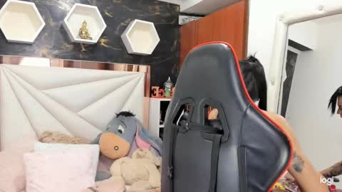 Ximena online show from 12-19-24, 10:32