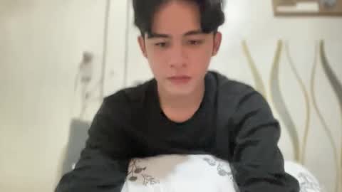 MIKAEL online show from 04-05-26, 02:03