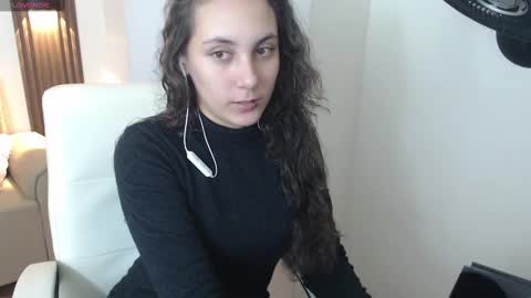 Snapshot of xlunna chatting on 09-26-25, 08:02 lunna online show from 09-26-25, 08:02