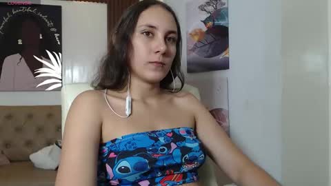Snapshot of xlunna chatting on 11-01-25, 07:27 lunna online show from 11-01-25, 07:27