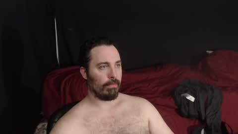 Snapshot of xmetalstudx chatting on 12-07-24, 08:27 MetalstudMaster online show from 12-07-24, 08:27
