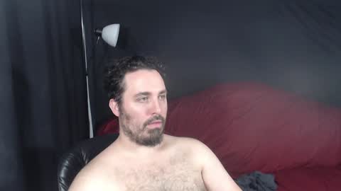 Snapshot of xmetalstudx chatting on 12-10-24, 12:17 MetalstudMaster online show from 12-10-24, 12:17