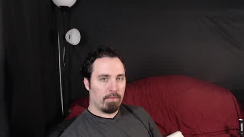 Snapshot of xmetalstudx chatting on 01-19-25, 12:49 MetalstudMaster online show from 01-19-25, 12:49