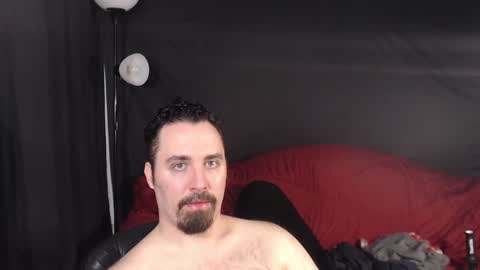 Snapshot of xmetalstudx chatting on 01-29-25, 12:43 MetalstudMaster online show from 01-29-25, 12:43