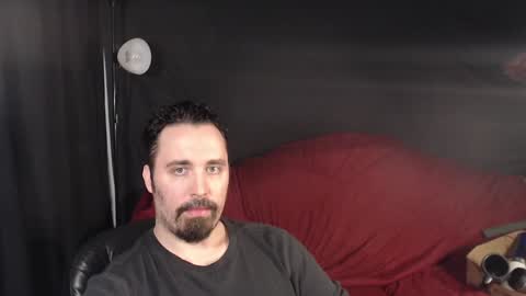 Snapshot of xmetalstudx chatting on 02-09-25, 12:28 MetalstudMaster online show from 02-09-25, 12:28