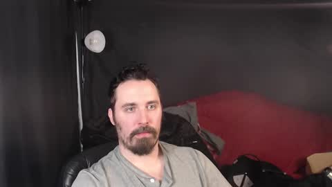 Snapshot of xmetalstudx chatting on 02-20-25, 02:07 MetalstudMaster online show from 02-20-25, 02:07