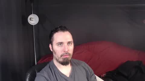 Snapshot of xmetalstudx chatting on 02-25-25, 04:03 MetalstudMaster online show from 02-25-25, 04:03