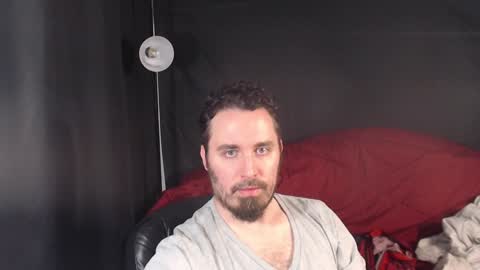 Snapshot of xmetalstudx chatting on 02-26-25, 01:43 MetalstudMaster online show from 02-26-25, 01:43