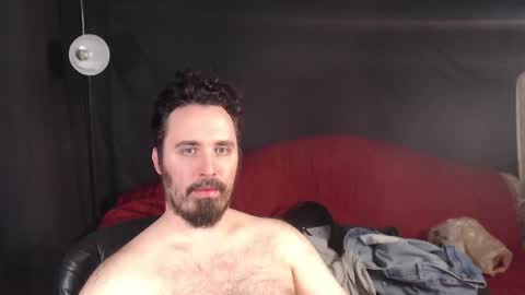 Snapshot of xmetalstudx chatting on 03-11-25, 03:48 MetalstudMaster online show from 03-11-25, 03:48
