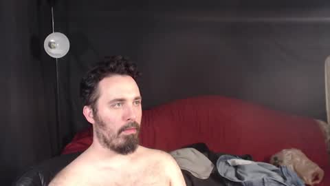 Snapshot of xmetalstudx chatting on 03-11-25, 07:04 MetalstudMaster online show from 03-11-25, 07:04