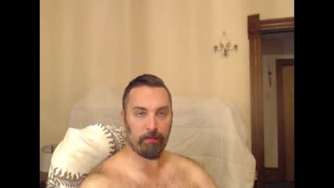 Snapshot of xmetalstudx chatting on 09-10-25, 02:55 MetalstudMaster online show from 09-10-25, 02:55