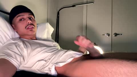 xmomentumx online show from 12-06-24, 05:11