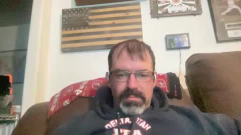 Snapshot of xmountainx chatting on 12-14-24, 09:29 Mountain online show from 12-14-24, 09:29