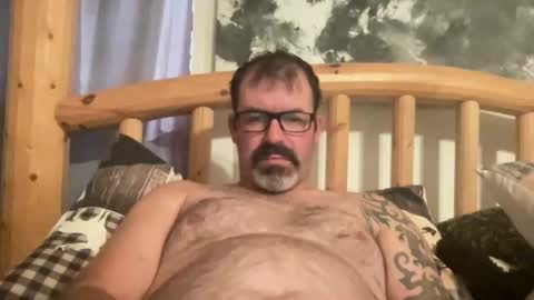 Snapshot of xmountainx chatting on 10-17-25, 03:03 Mountain online show from 10-17-25, 03:03