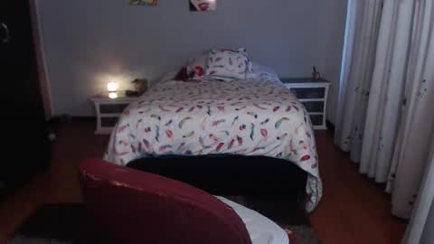 Snapshot of xnathashax1 chatting on 01-31-25, 10:52 luciana online show from 01-31-25, 10:52