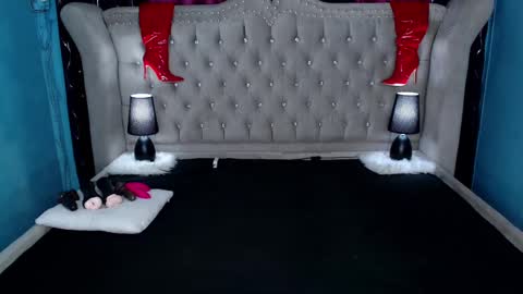 Hailey online show from 03-03-25, 10:17