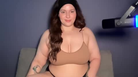 Snapshot of xo_bambi_xo chatting on 03-14-26, 01:01 Bambi online show from 03-14-26, 01:01