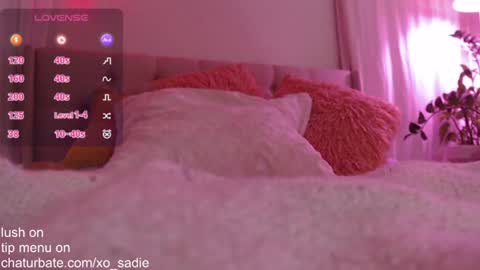 Snapshot of xo_sadie chatting on 06-16-26, 07:33 Xo Sadie online show from 06-16-26, 07:33