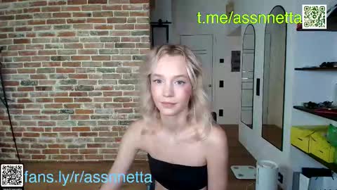 Assnnettablondie online show from 09-16-25, 07:31